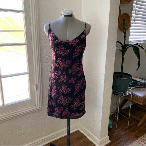 Y2K mini Floral 🌸🖤slip dress - Picture 1 of 12